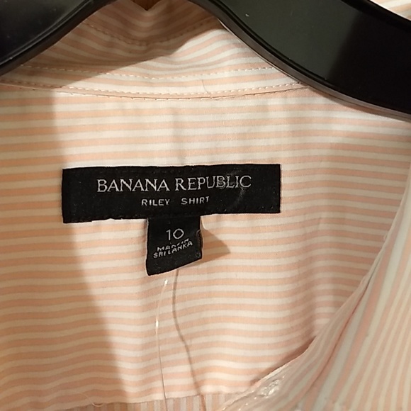 Women's Banana Republic Button Down Top - Picture 7 of 8